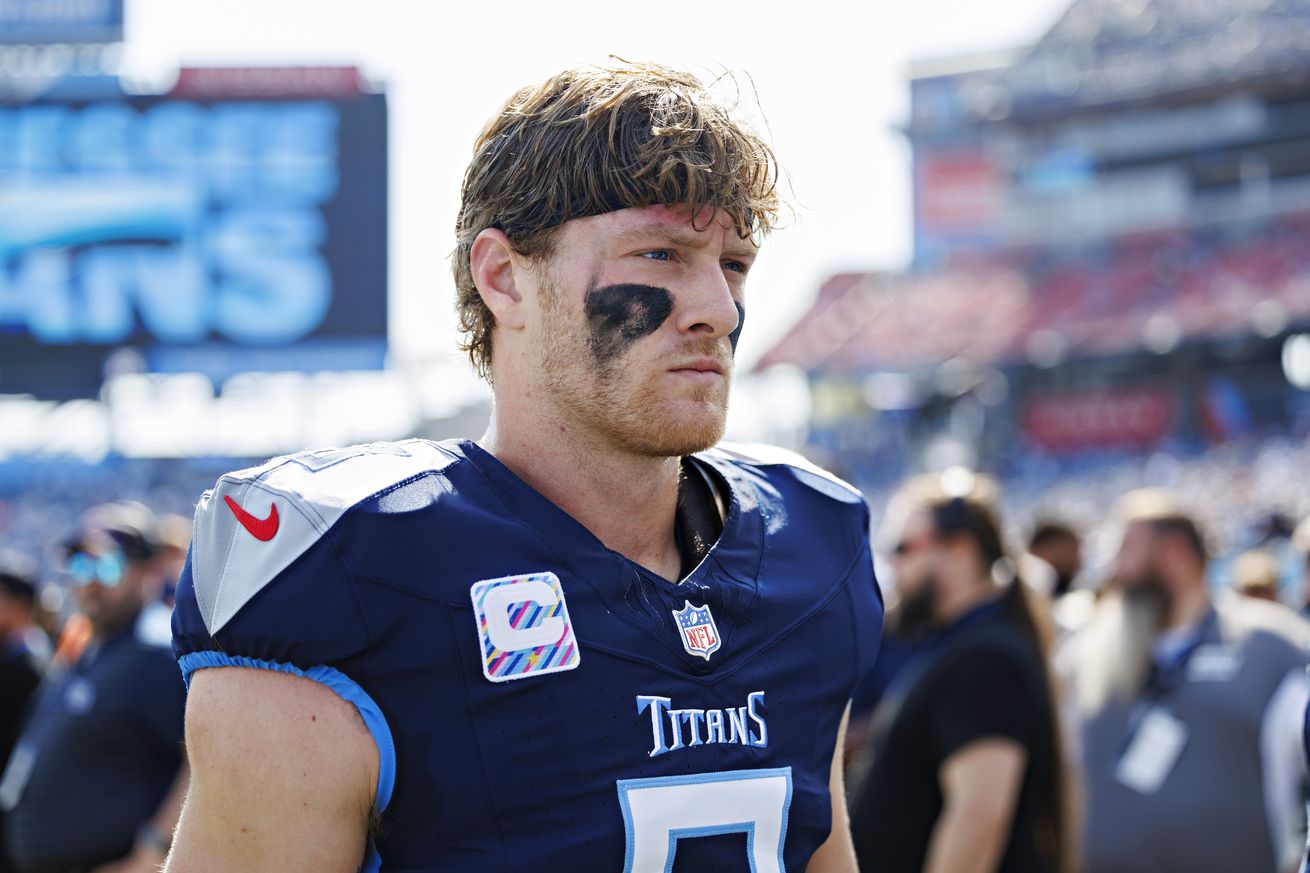 Indianapolis Colts v Tennessee Titans