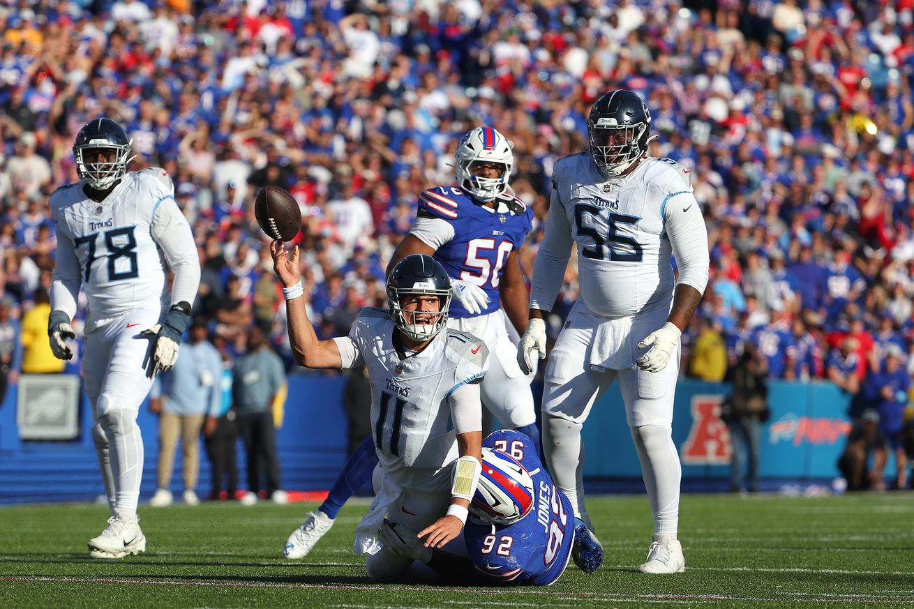 Tennessee Titans v Buffalo Bills