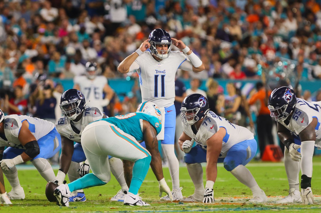 NFL: Tennessee Titans at Miami Dolphins