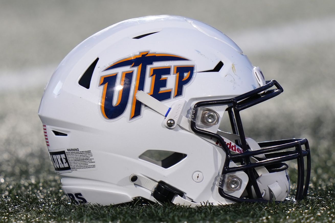 COLLEGE FOOTBALL: OCT 11 UTEP at FIU