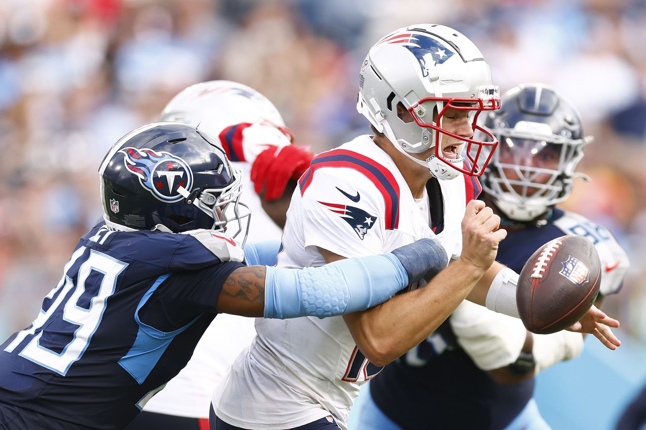 New England Patriots v Tennessee Titans