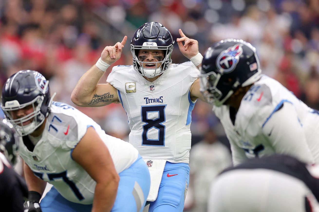 Tennessee Titans v Houston Texans