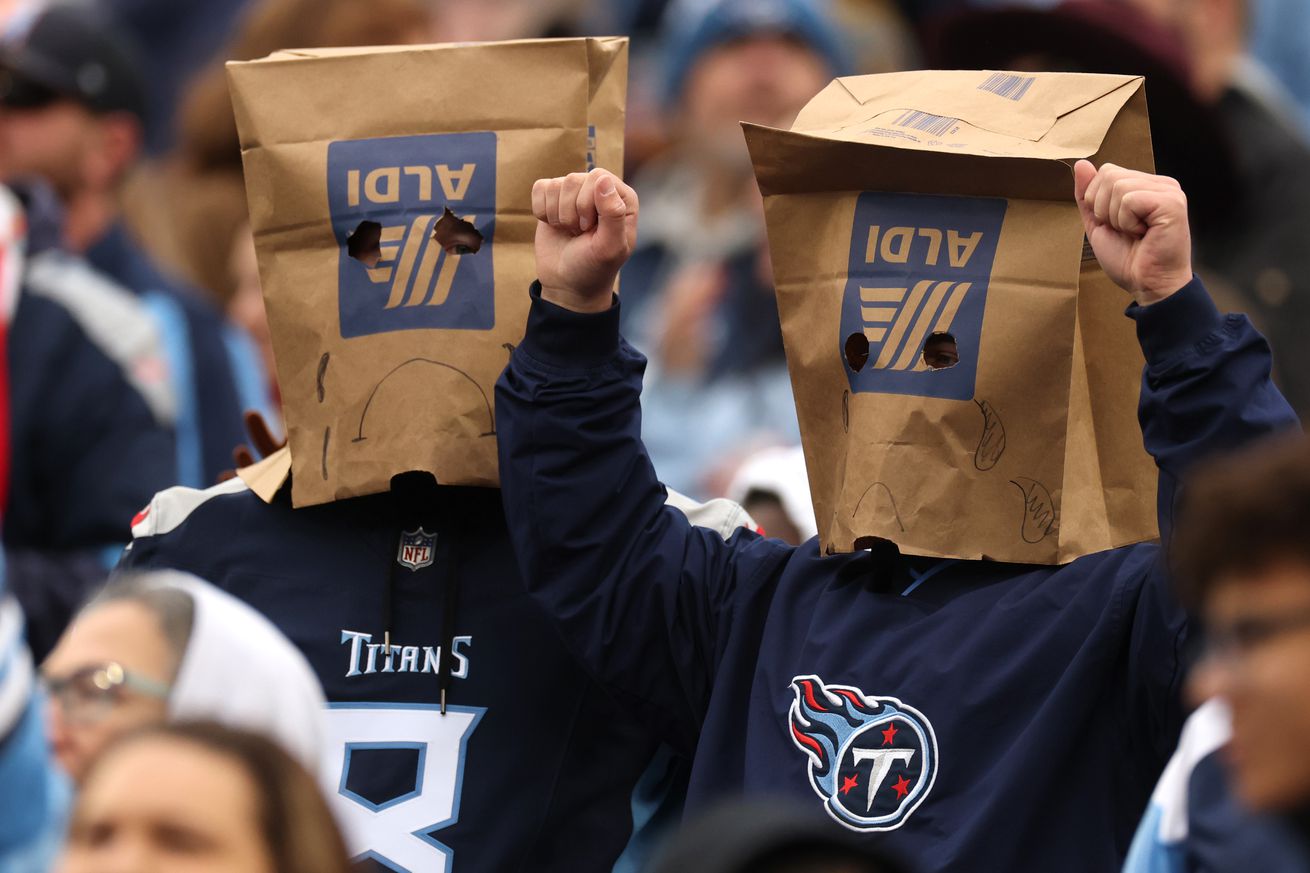 Jacksonville Jaguars v Tennessee Titans