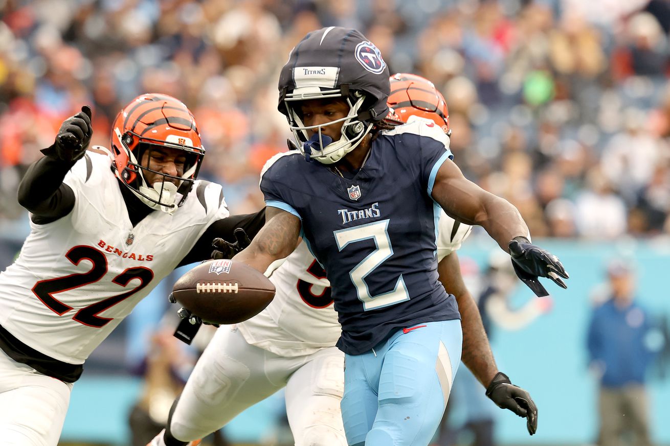 Cincinnati Bengals v Tennessee Titans