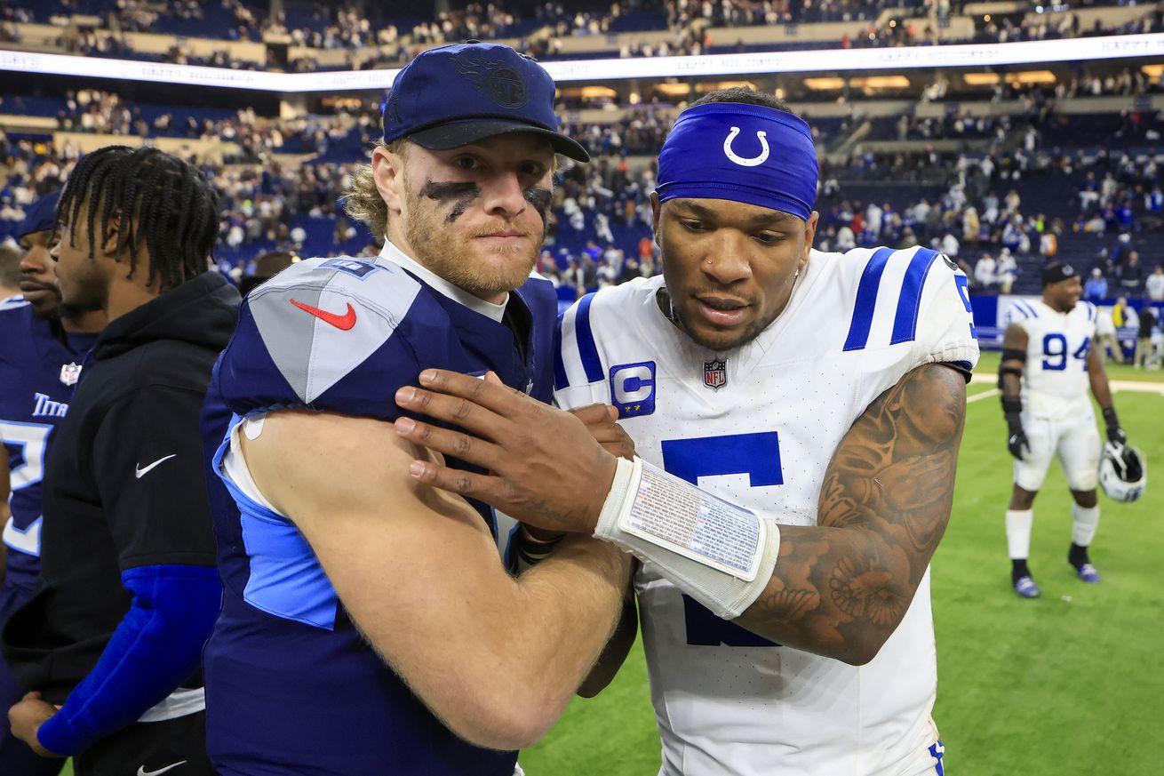 Tennessee Titans v Indianapolis Colts