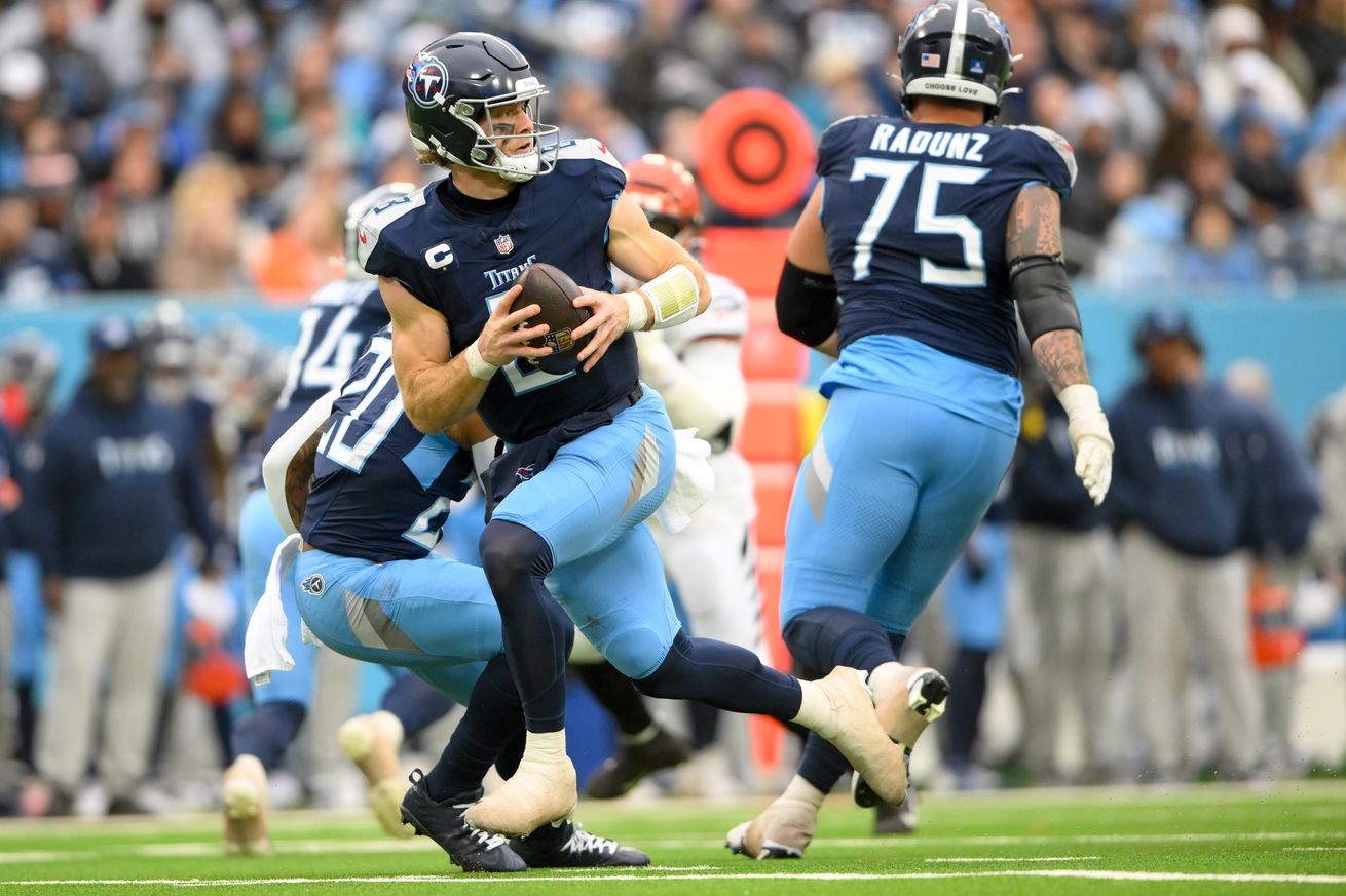 NFL: Cincinnati Bengals at Tennessee Titans