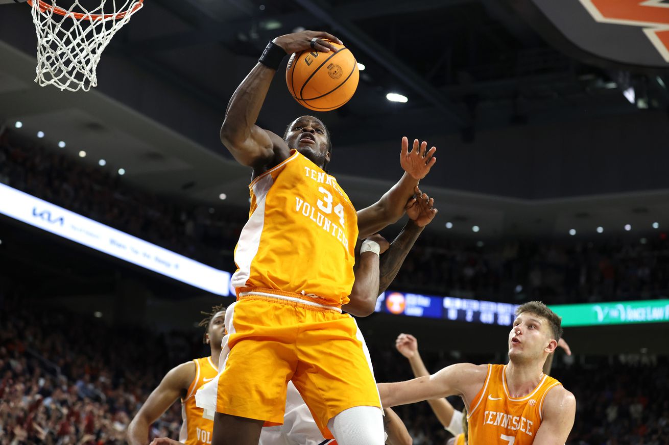 NCAA Basketball: Tennessee at Auburn