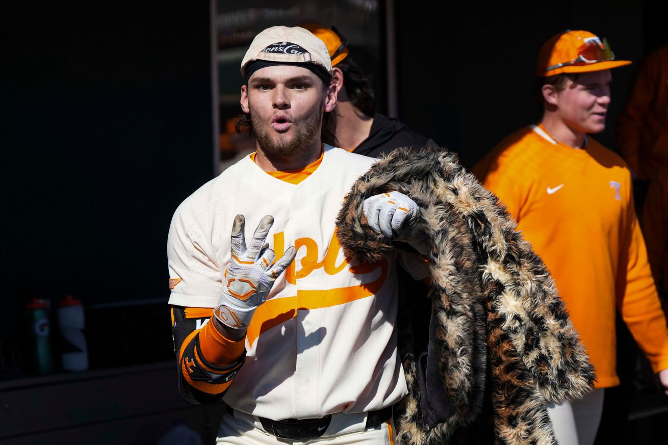 Syndication: The Knoxville News-Sentinel